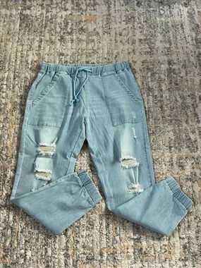 SUPER CUTE DISTRESSED DENIM JOGGERS! EUC! SIZE X L